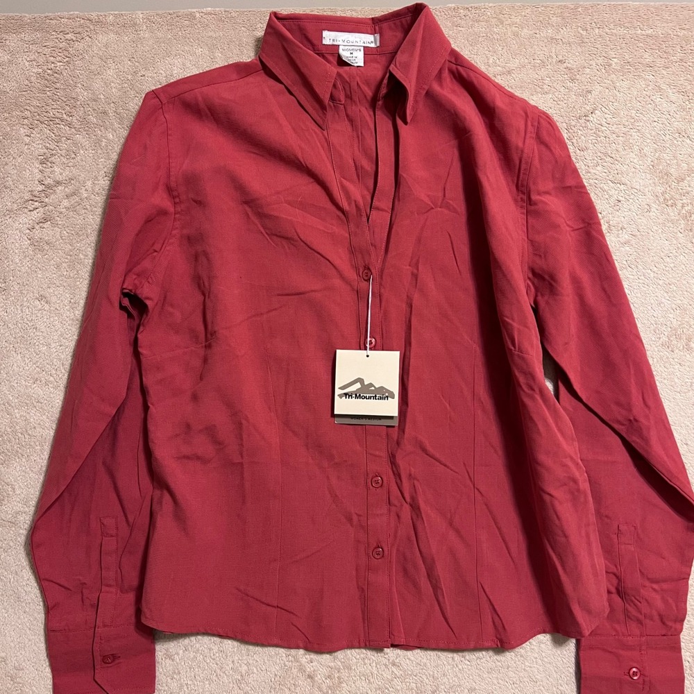 Tri-Mountain Womens Red Long Sleeve‎ Button Down Shirt S871 Medium NWT